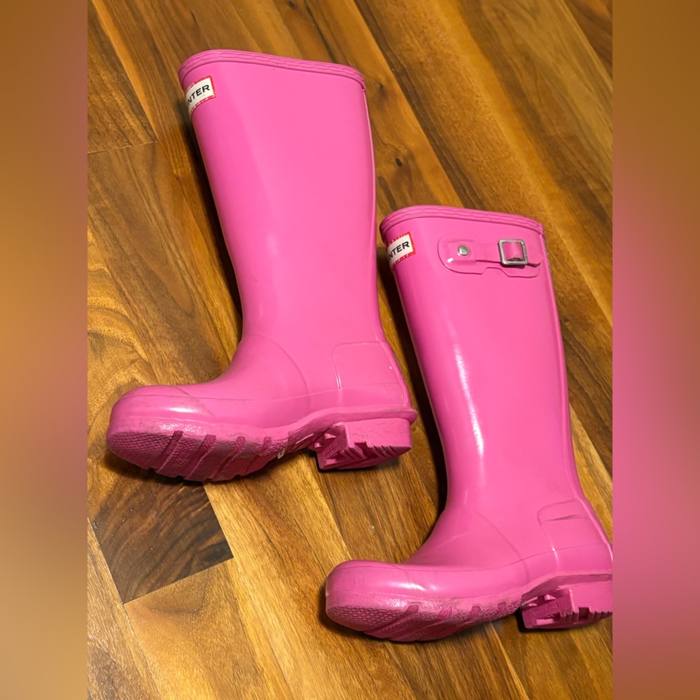 Hunter Classic sz 13 UK 32 pink gloss kids rain boots, great pre owned condition - Picture 6 of 17